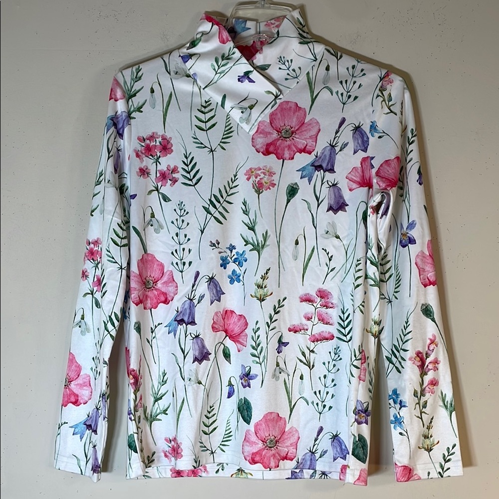 Exclusive Love High Neck Floral Long Sleeve Top. Small. NWT. - Picture 2 of 7